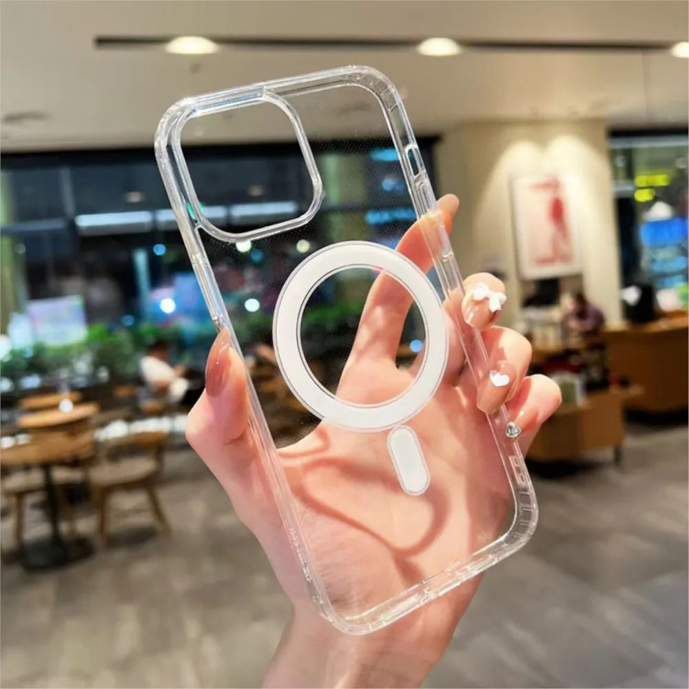 iPhone 17 Clear Magnetic Case